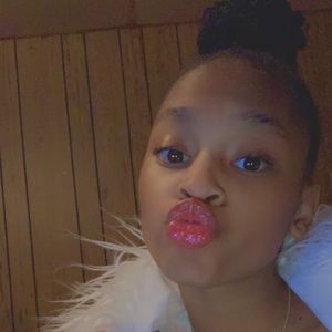 Meet your Posher, Tasia